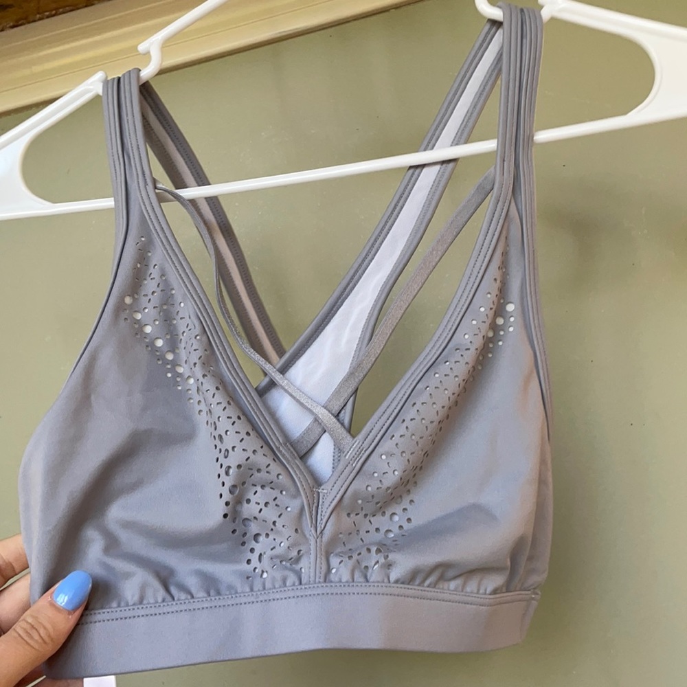 Sports bra